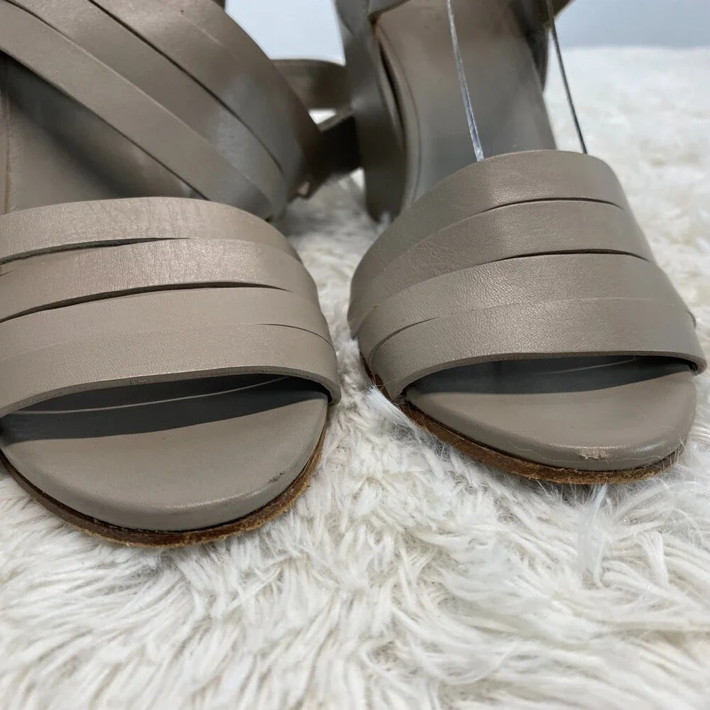 Vince. Gray Strappy Hook Loop Closure Wedges Size 6